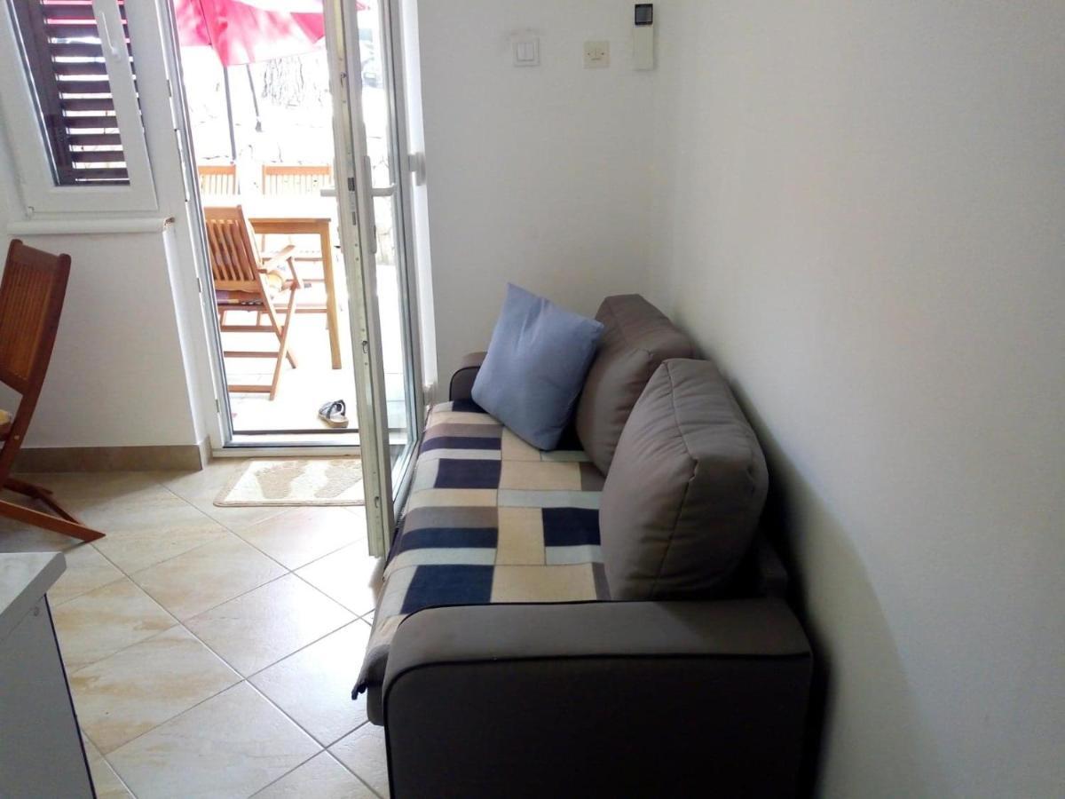 Apartman Leo Nečujam Exteriér fotografie